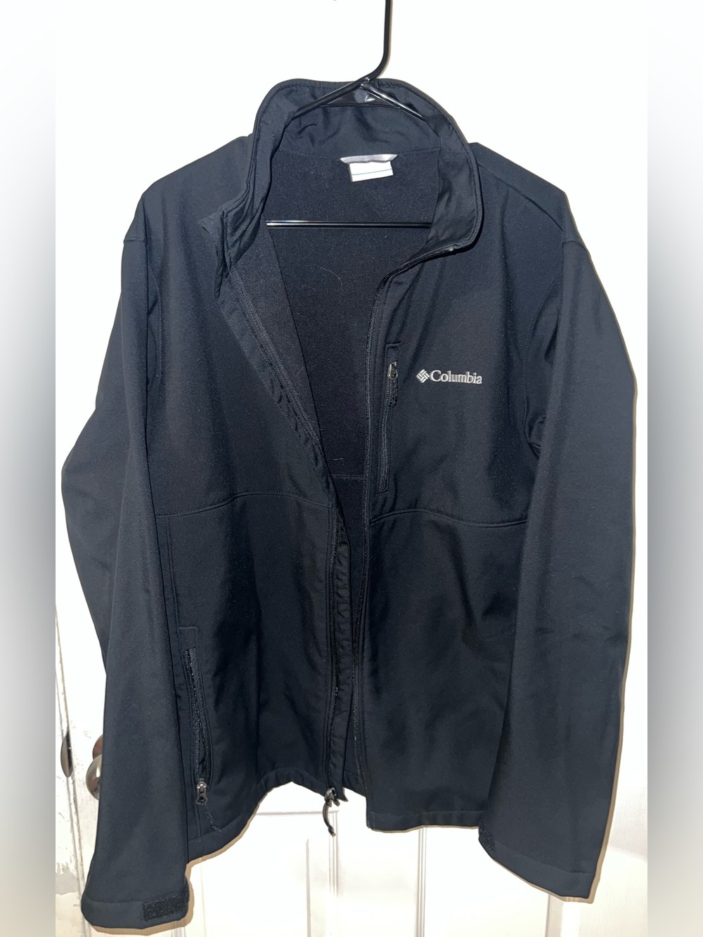 Columbia Men's Ascender soft shell jacket. Size XL